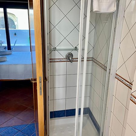 Wineexperience- Wine&Jacuzzi Suite Lecce Kültér fotó