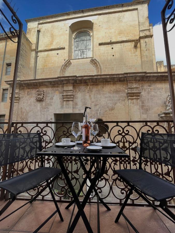 Wineexperience- Wine&Jacuzzi Suite Lecce Kültér fotó