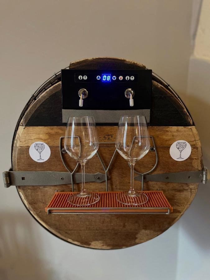 Wineexperience- Wine&Jacuzzi Suite Lecce Kültér fotó